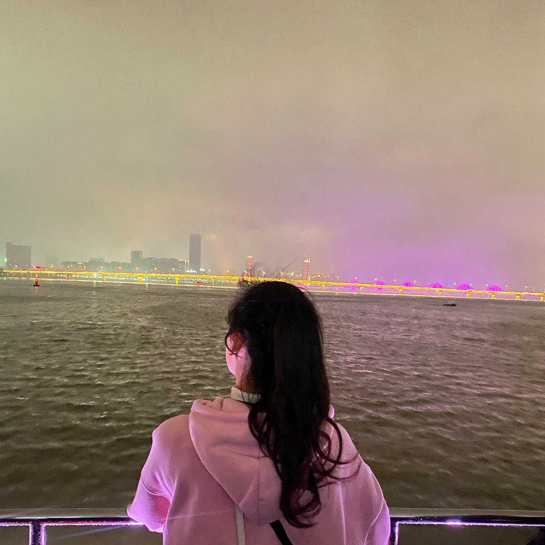 拾玥、