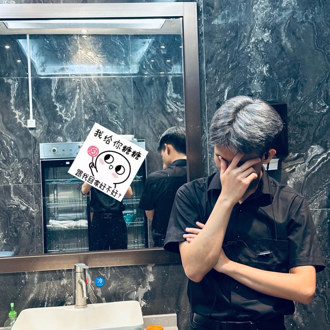ㅤ ㅤㅤ   ㅤ
