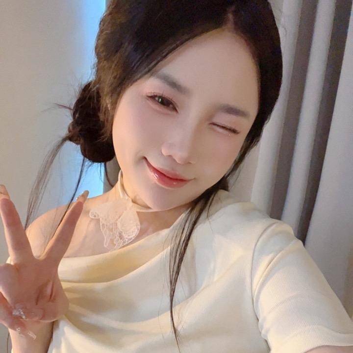 小婉、