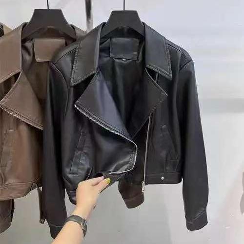 云萌服饰