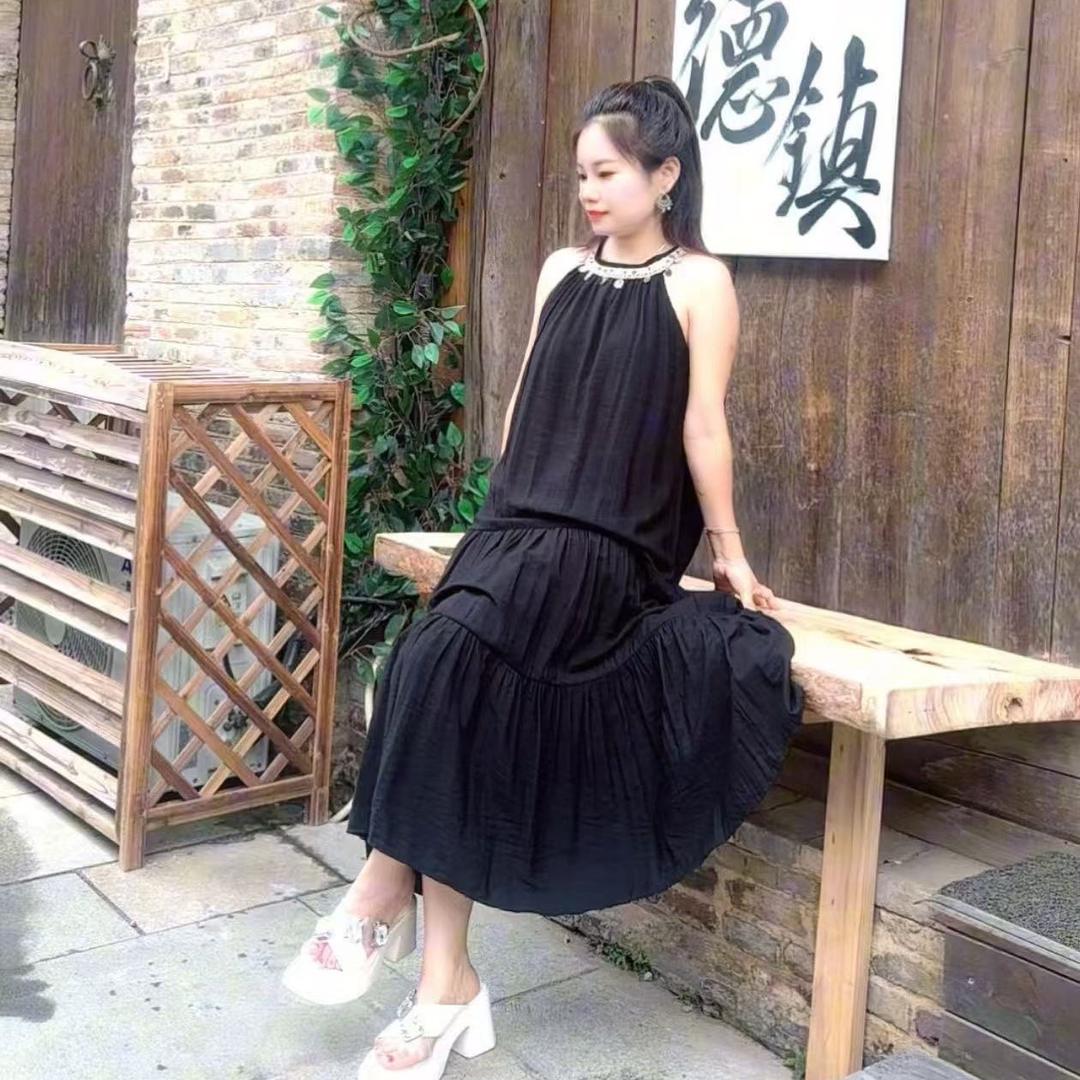 玉山县新家门尚道kiss韩系女装（小乐）