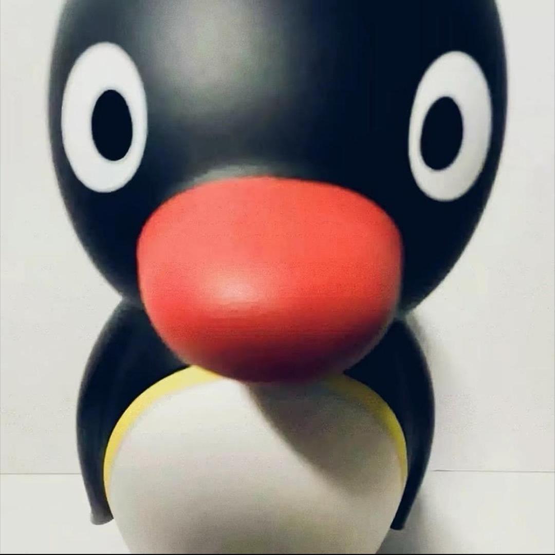 Sssss^