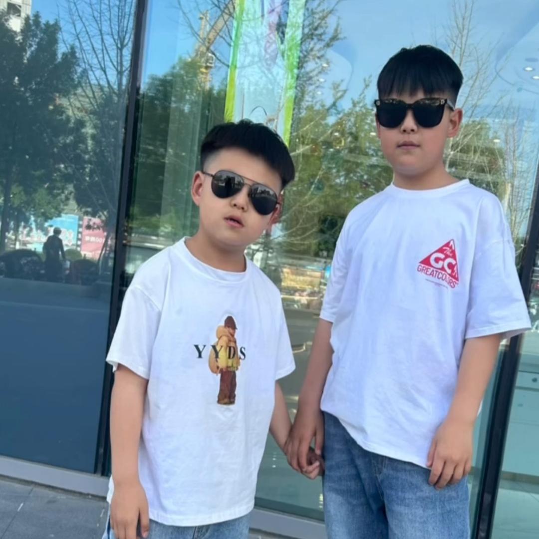 龙妈👨‍👩‍👦‍👦（大龙二洋）