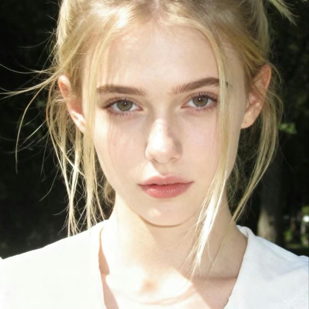 清清（瘦到100斤版）