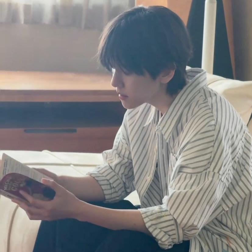 Kyoong '.ㅅ '(见过伯贤两次版