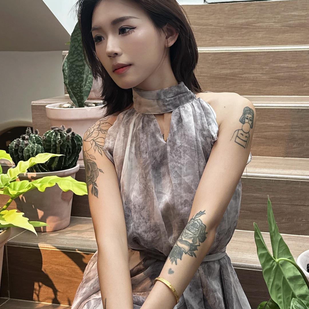 Ting婷女装工作室橱窗