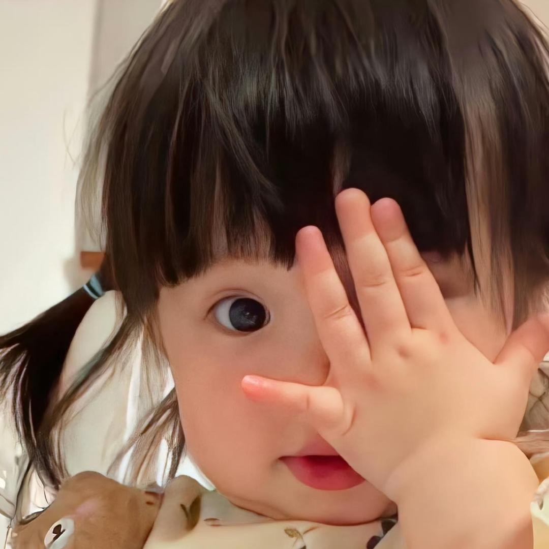 养了一窝兔兔