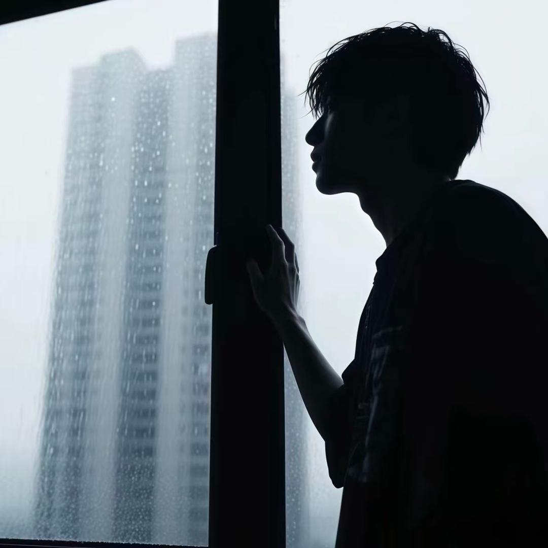 啊东.𝓠