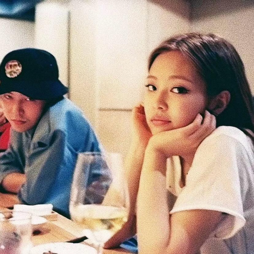 跟着老奶奶蹦迪