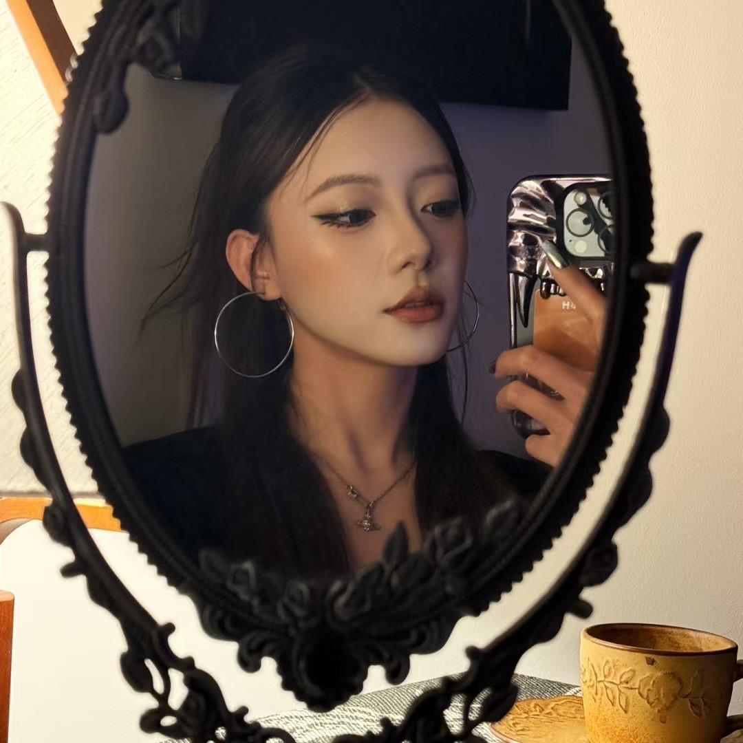小庄ANTGAG辣妹穿搭