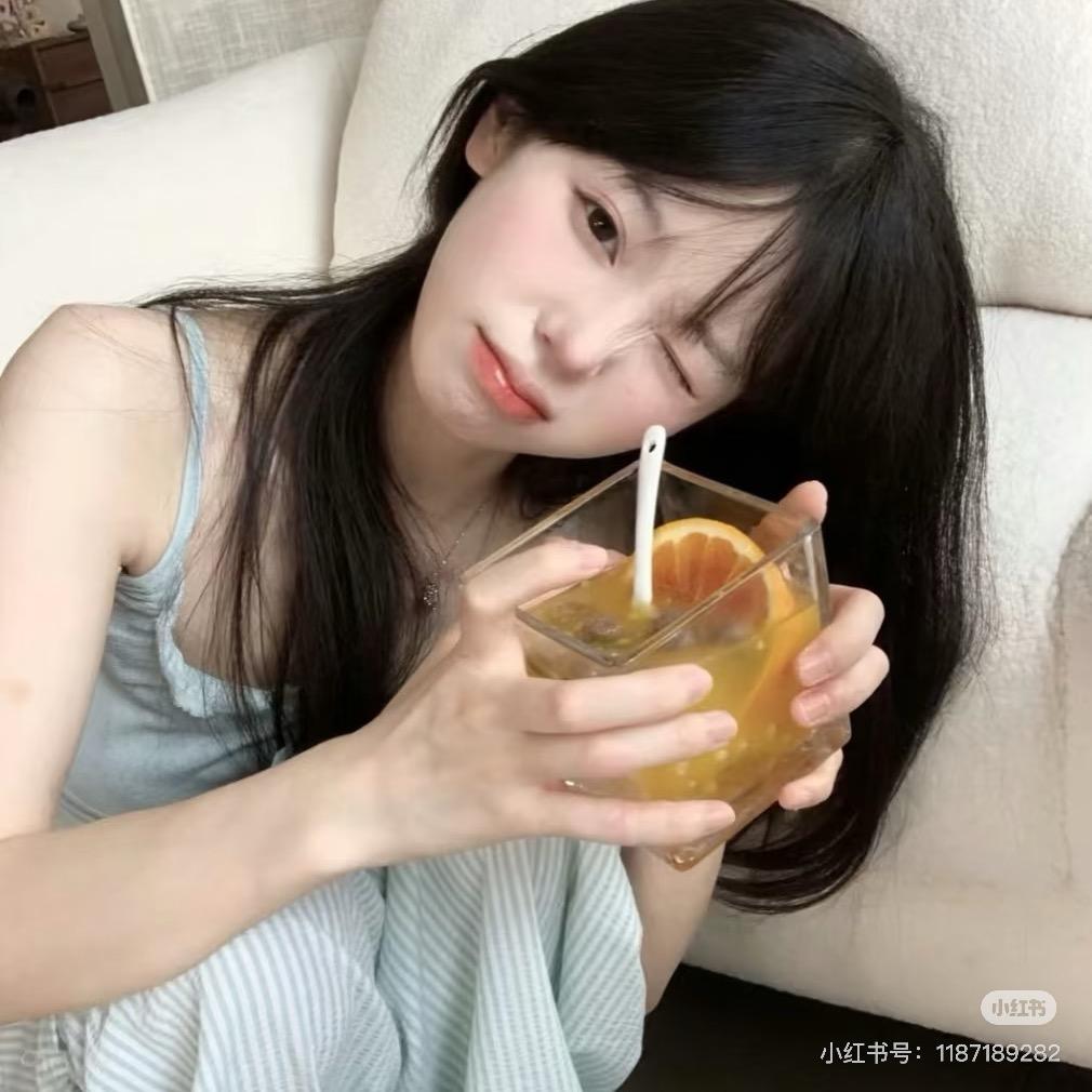 荔枝气泡水🫧.