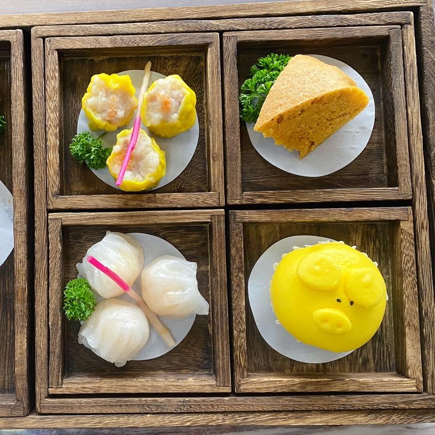 粤海璇宫旋转餐厅