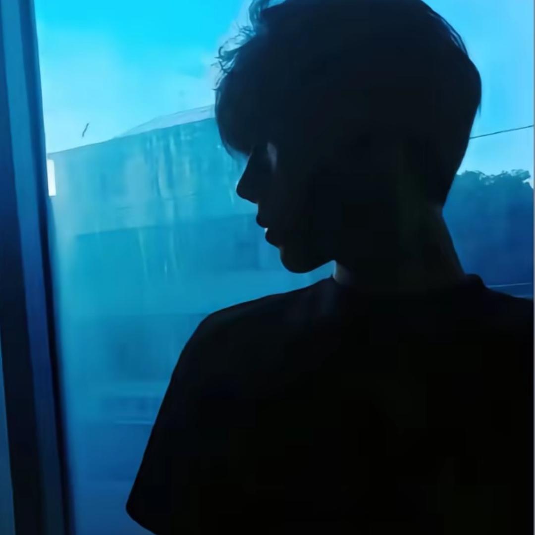 🦅