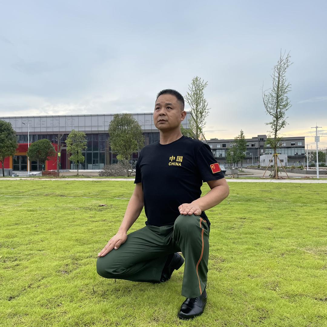 熊班长硬派越野车