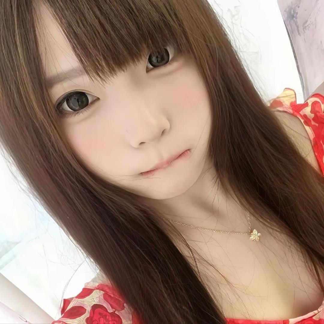 右眼一颗痣