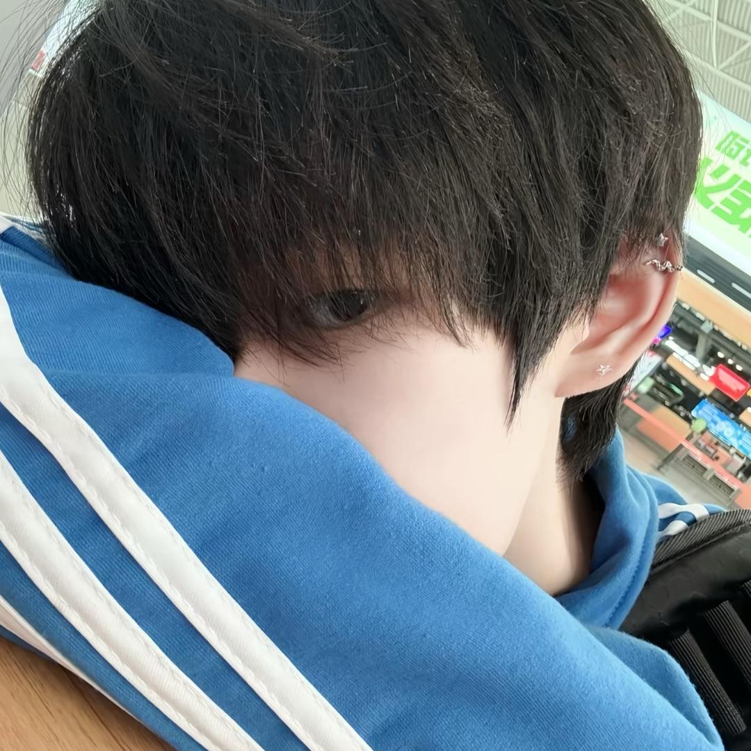小赫