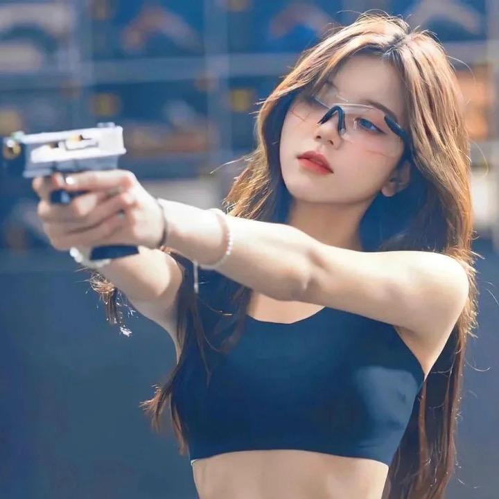 💋私奔到月球打麻将