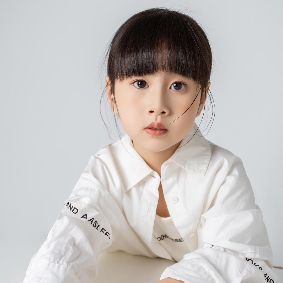 吴兴琼瑛服装店