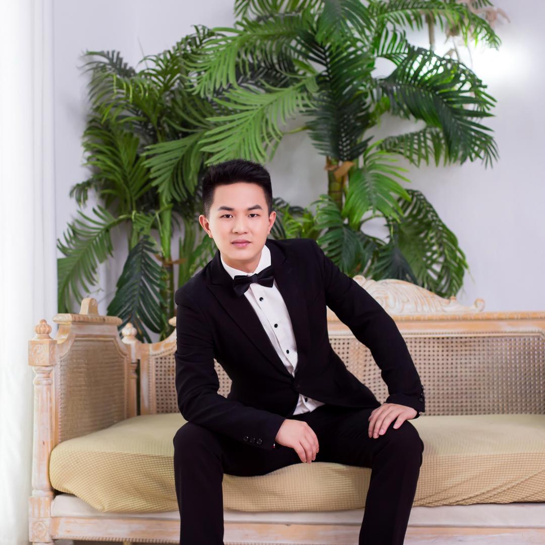 小章总精品服装