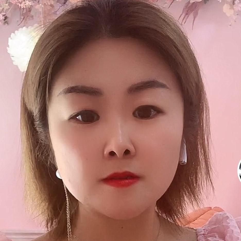 开开心心每天✌️😍