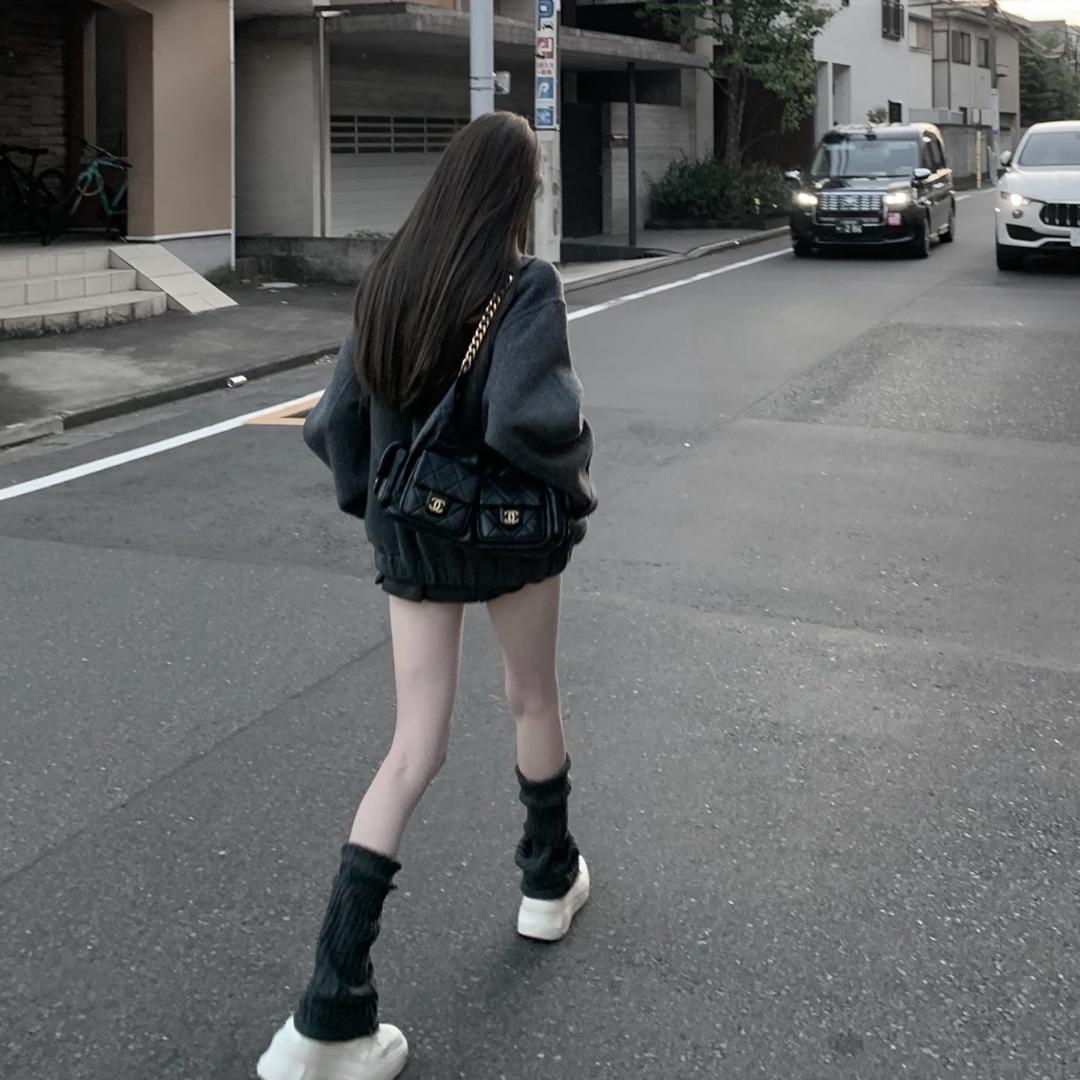 钱 多 多