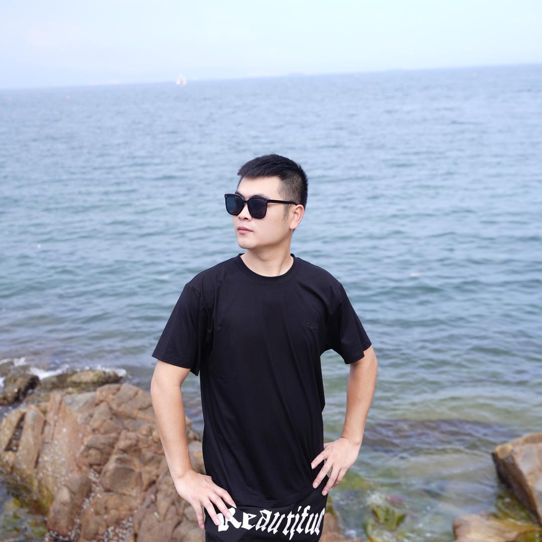 桂M🌟小吴同志