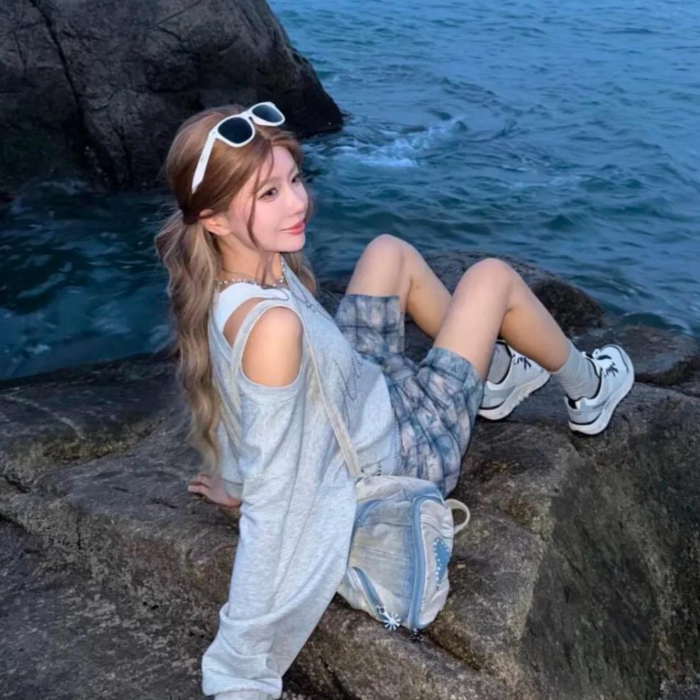 婧婧~大梅沙户外