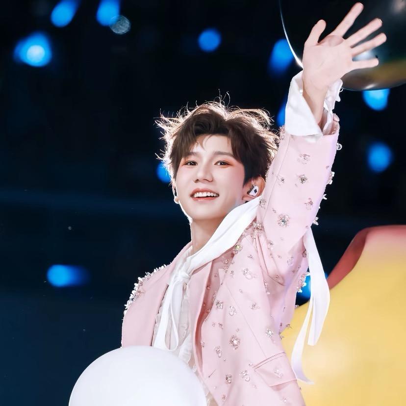 记得这种苦涩感Roy