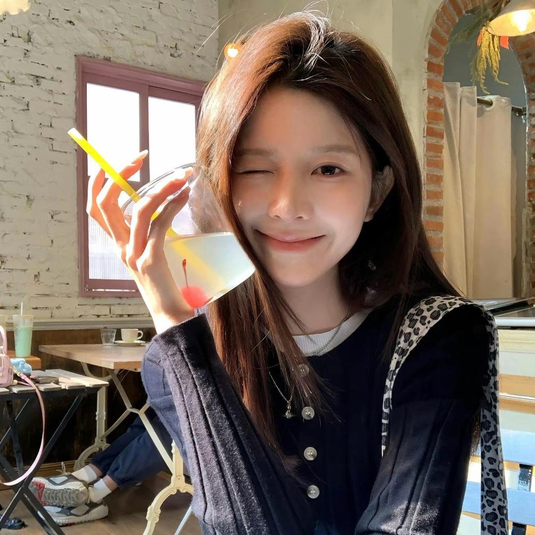 菜菜.