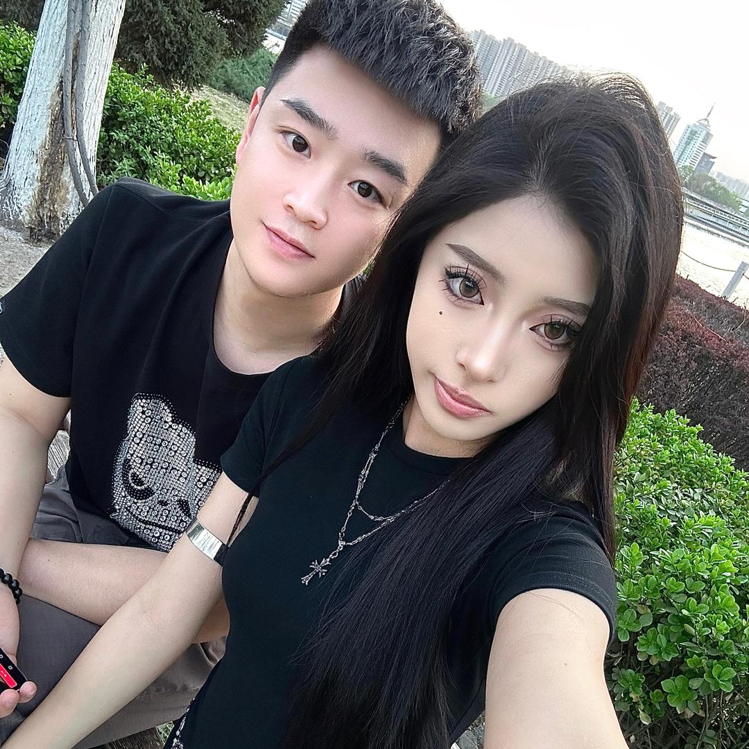 冬钰夫妇
