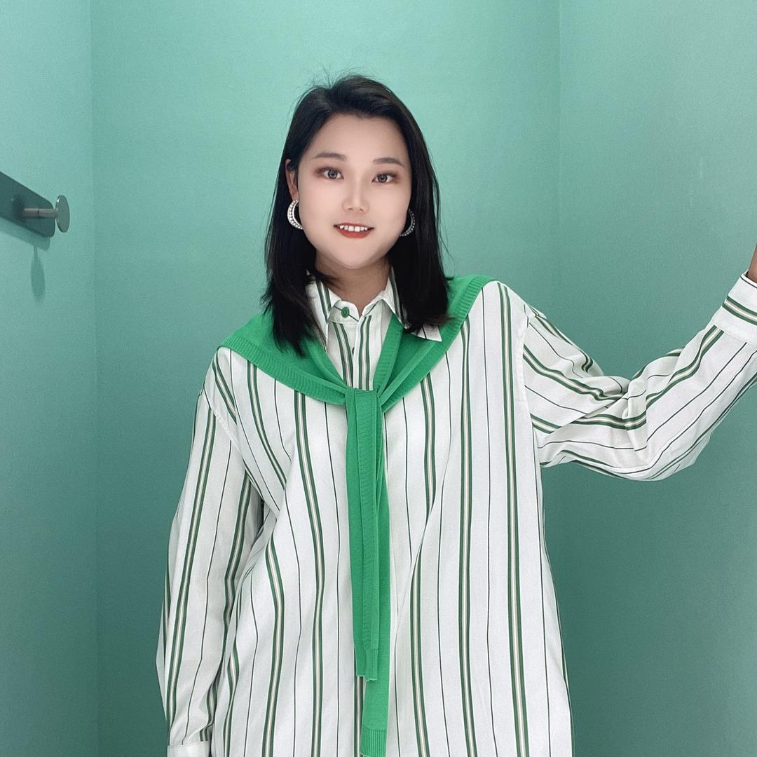 镇雄朗文斯汀小敏