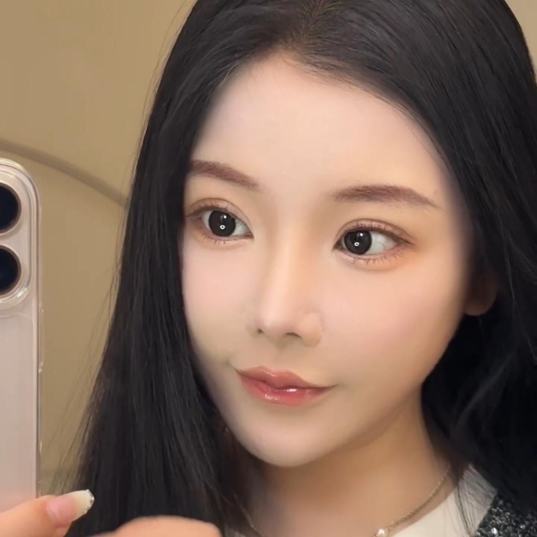 颜值飘忽不定姐