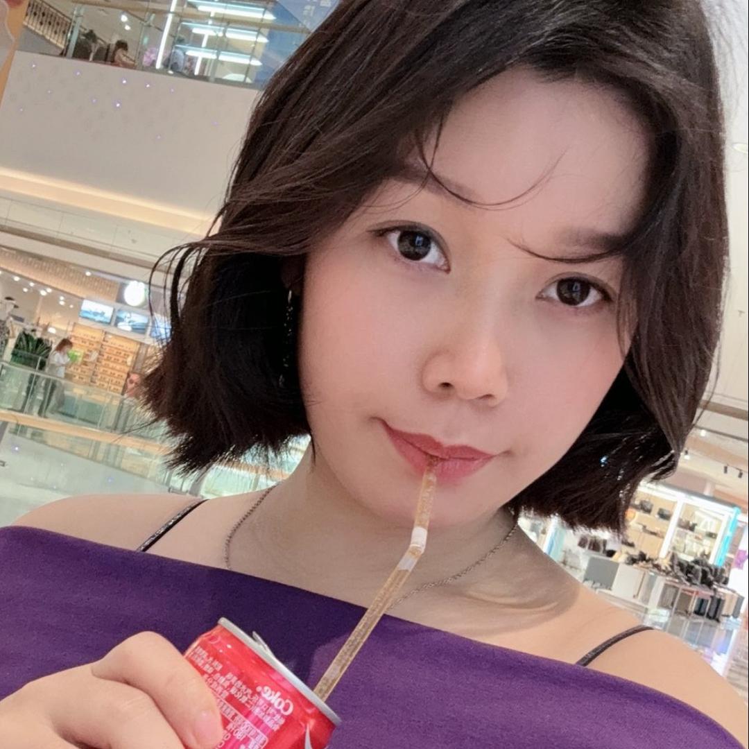 浅浅很辣