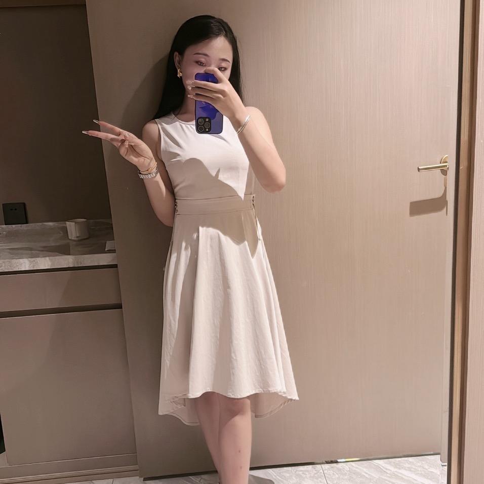 贩卖灯光的小季同学