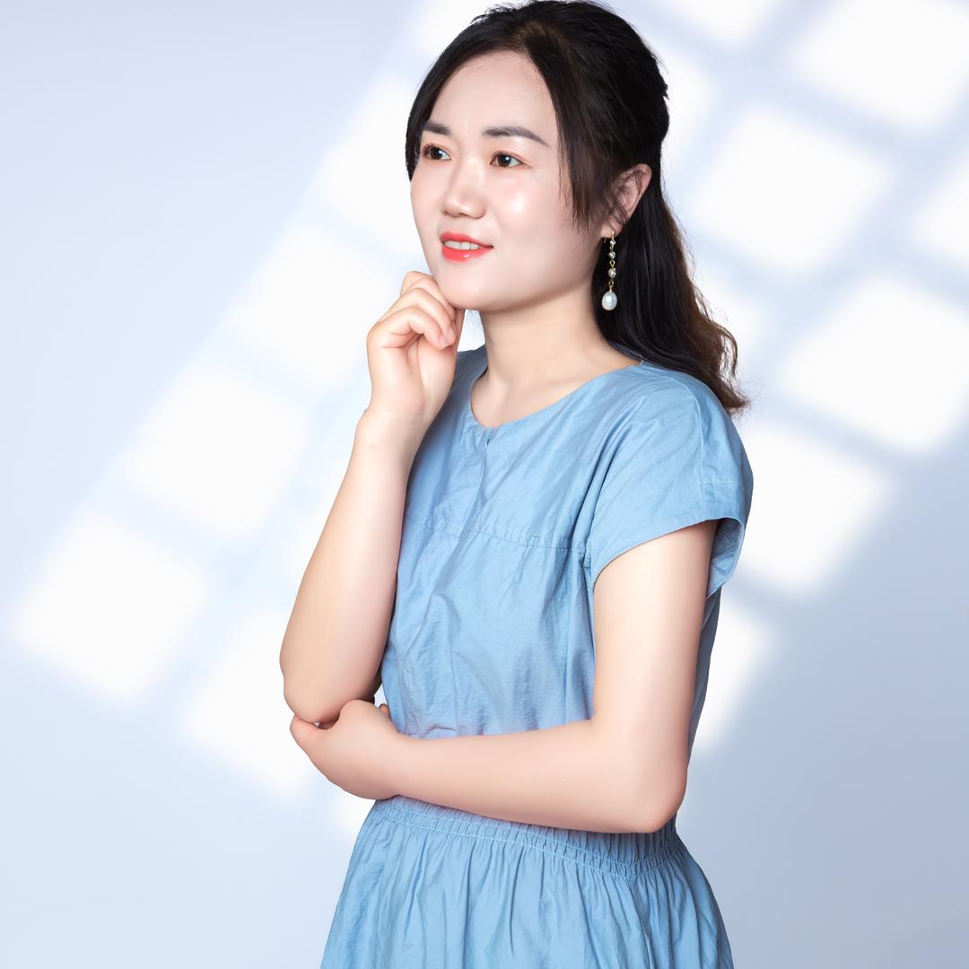 邱彩云🎤