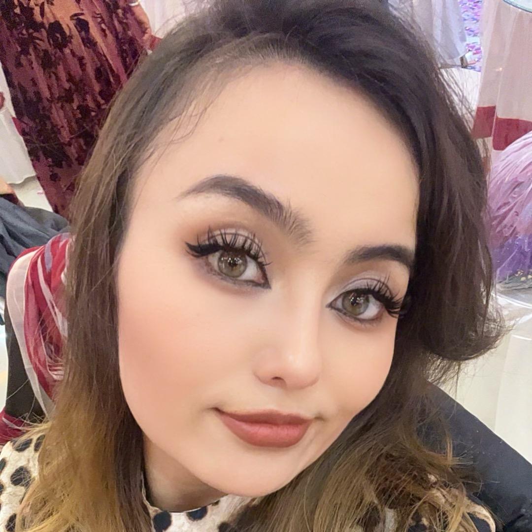 卖泡面的小仙女（madi）