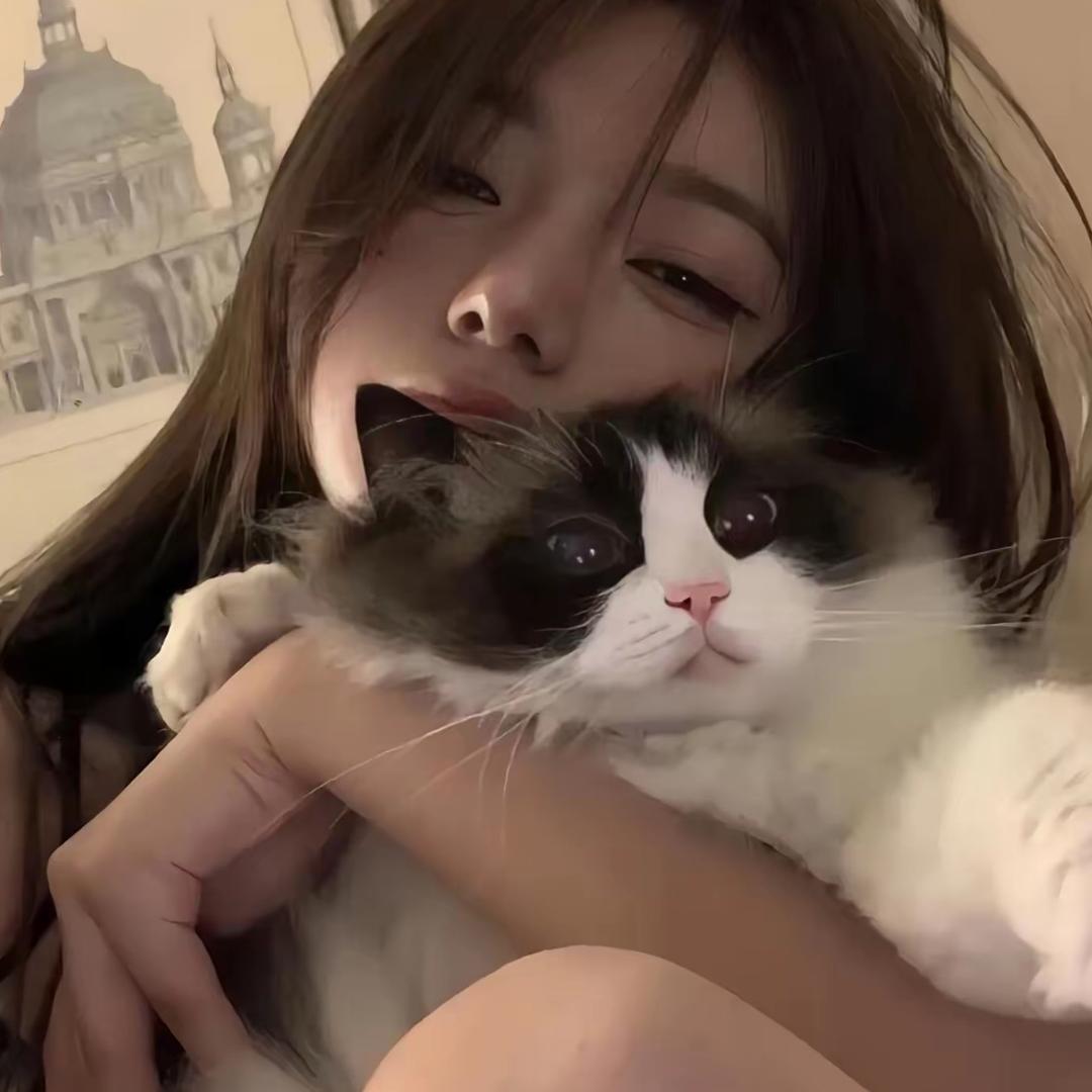 李李.