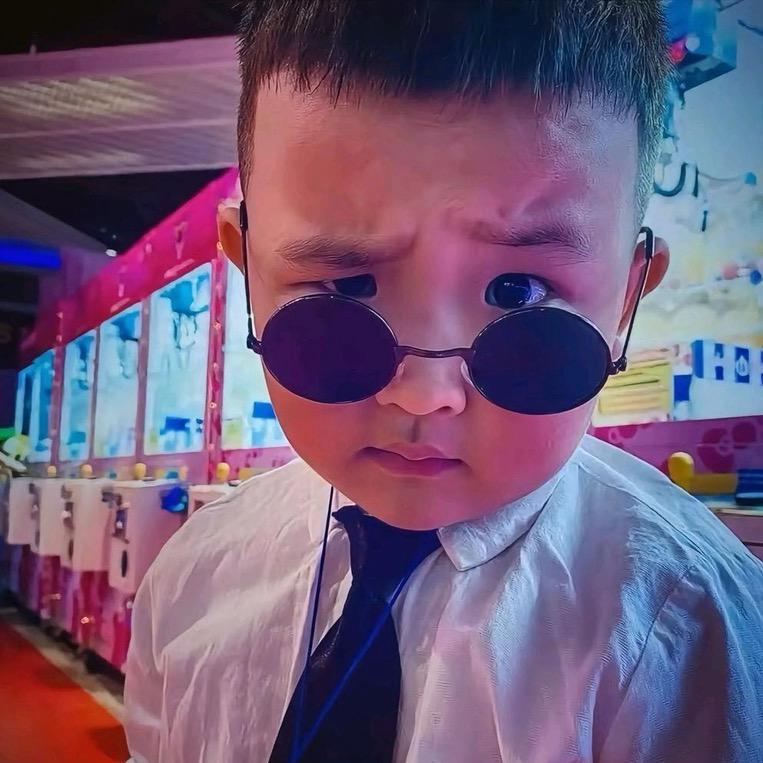 阿力