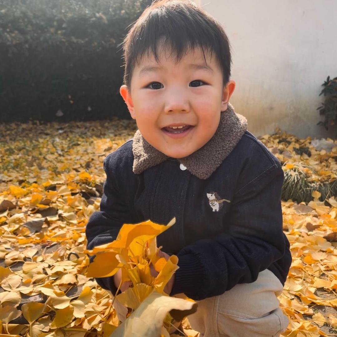 小旺仔（带娃）