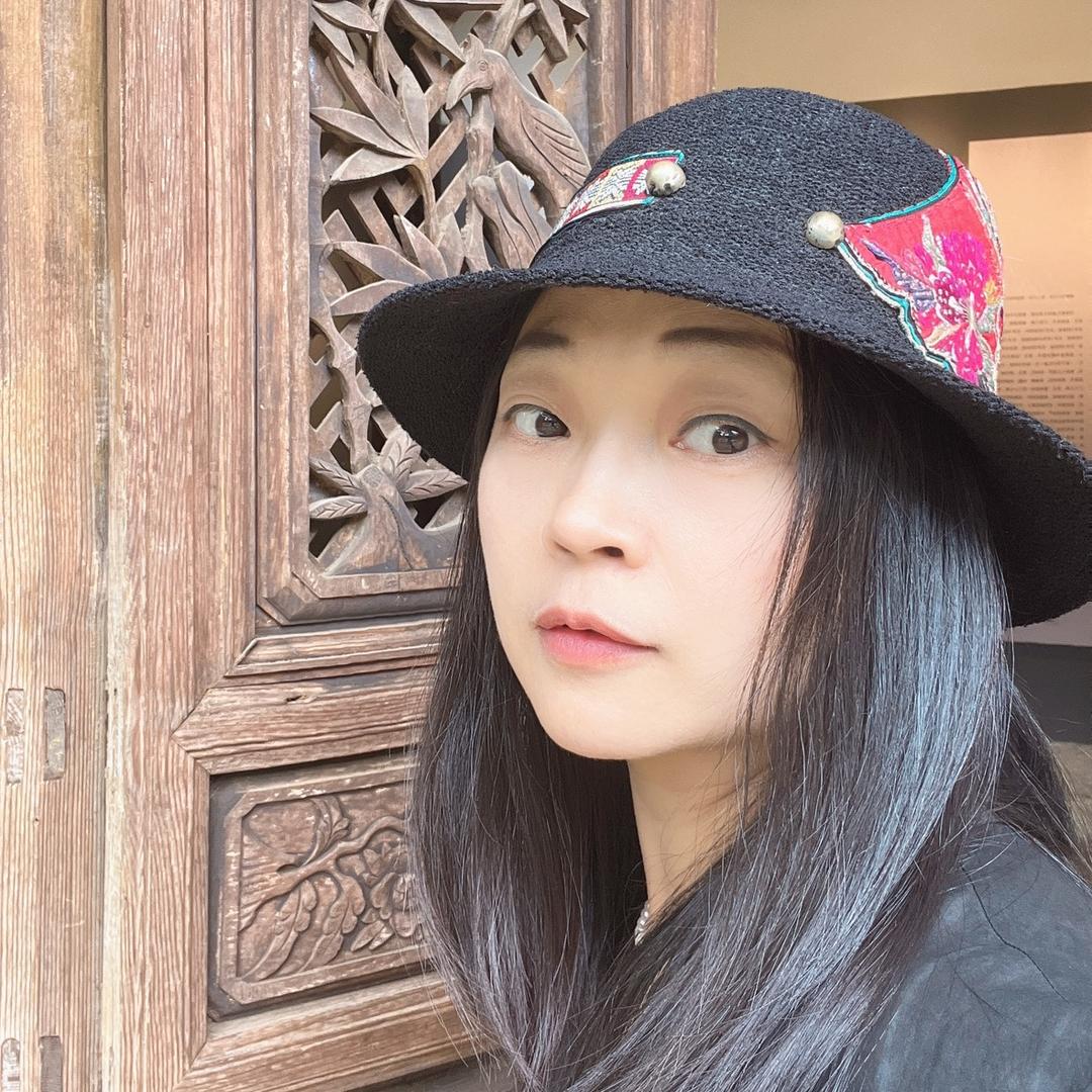 教画画的朱老司