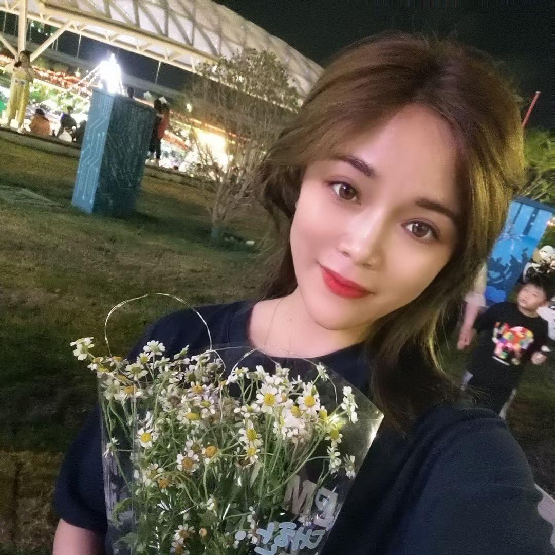 卢意❤️