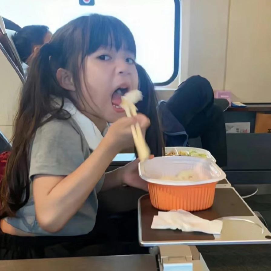 吃不胖的夜宵（🔗在橱窗）