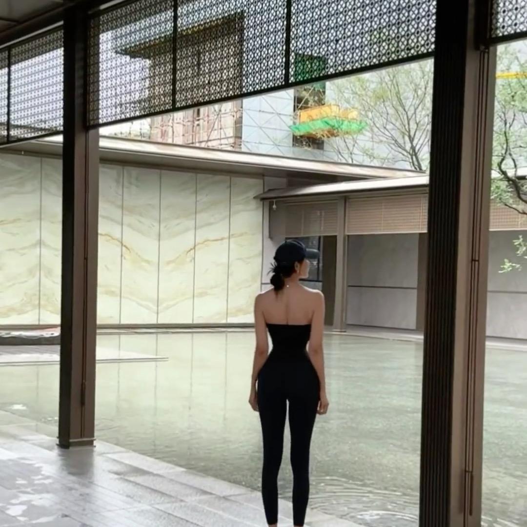 优米普拉提女子塑形 子琪