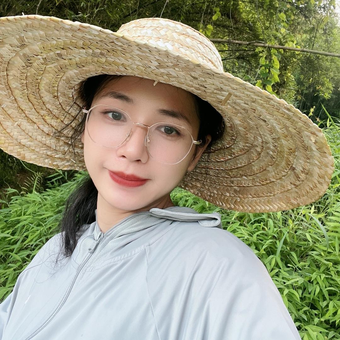 爱钓鱼的阿霞