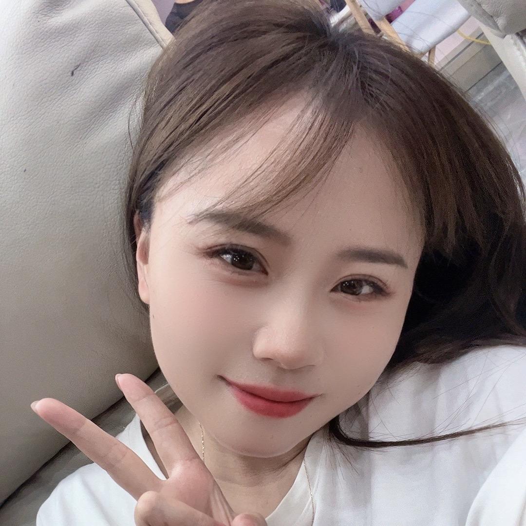 Miss李👑