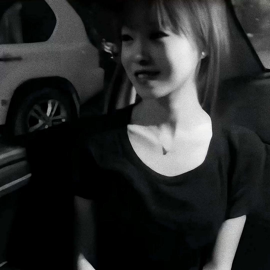 小77