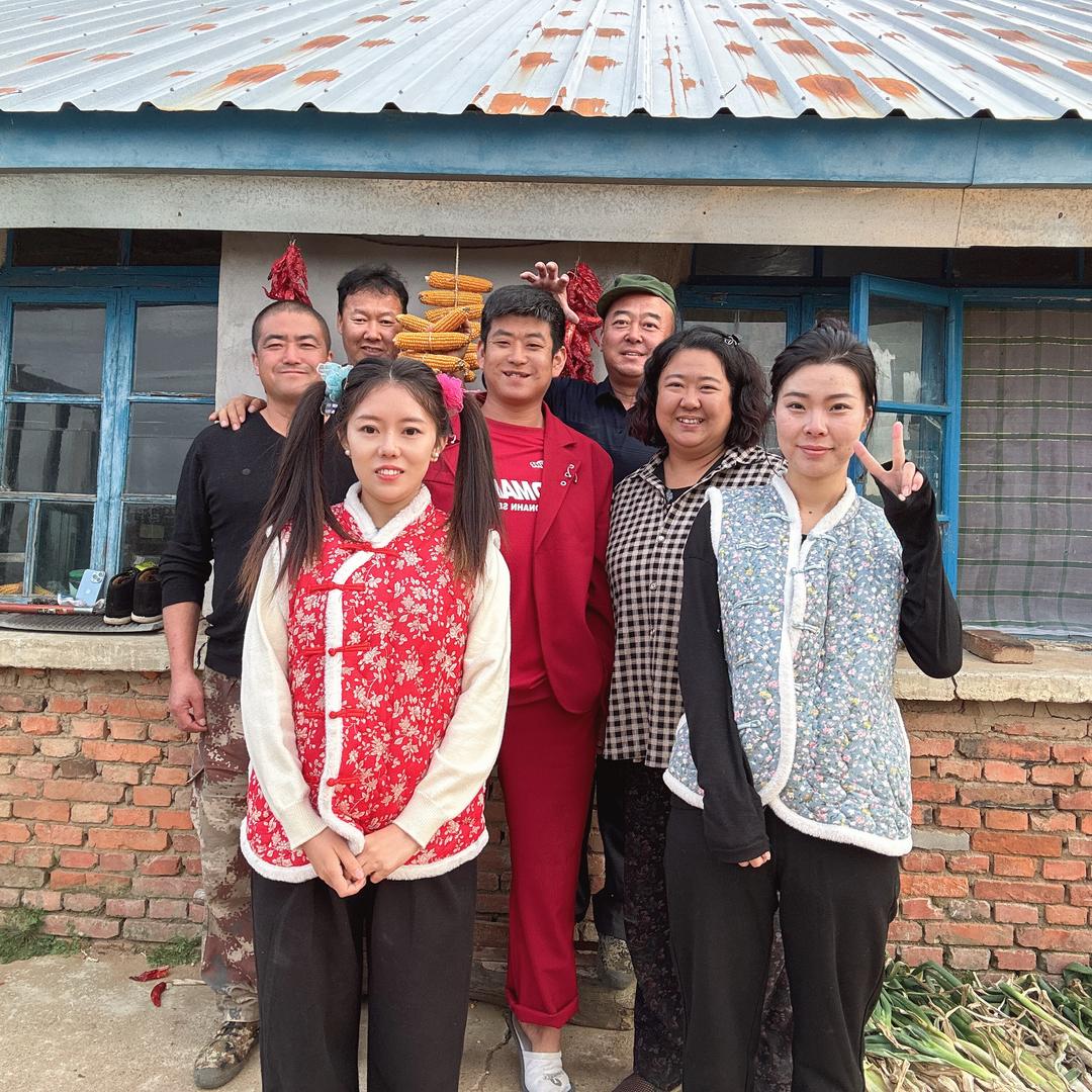 咱们屯里的人儿