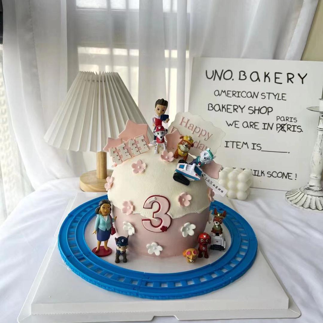 张店区一伊家糕点烘焙店