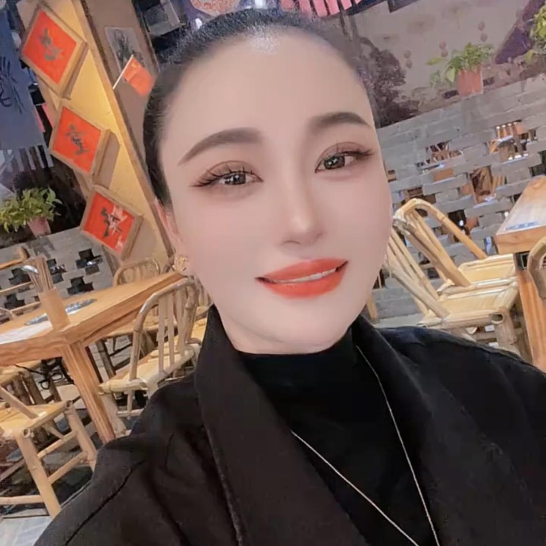 嗨，莉莉