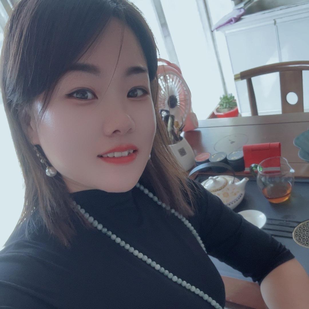 维雅美容老板娘